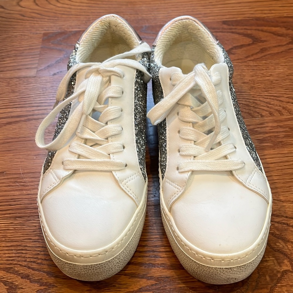 Aqua Play Womens Platform Casual Sneakers -  in White & Silver